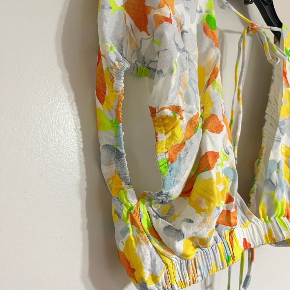 Women's Hello Molly Clouded Crop‎ Top Floral Print Size Medium - Picture 6 of 8